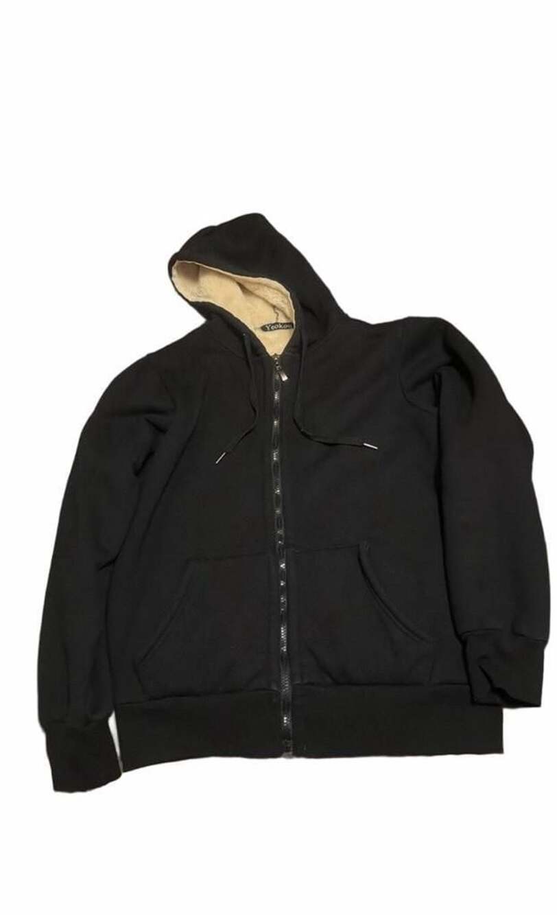 Yeokou Black Fleece-Lined Zip-Up Hoodie